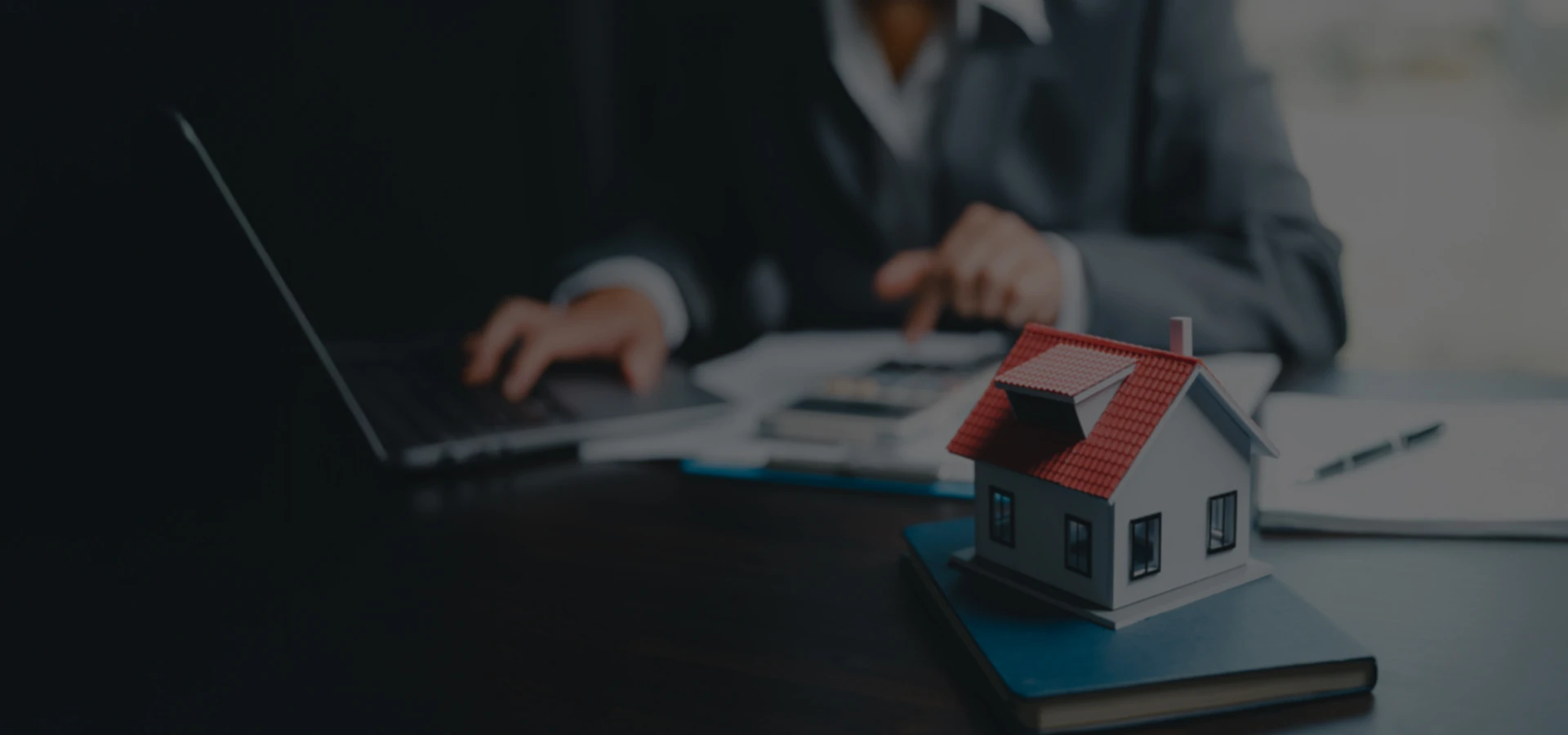 법무법인 백련는 형사 센터, 금융범죄 센터, 음주운전/교통사고 센터, 성범죄 센터, 학교 폭력/군 범죄 센터, 마약/강력 범죄 센터, 도박/리딩 사기 센터, 외국인/출입국 센터, 민사 센터, 이혼/가사 센터, 소액/손해 배상 센터, 부동산 센터, 기업 컨설팅/M&A 센터, 중대 재해법 센터, 의료 분쟁 센터, 회생/파산 센터 등 다양한 분야에서 의뢰인에게 힘이 되겠습니다.